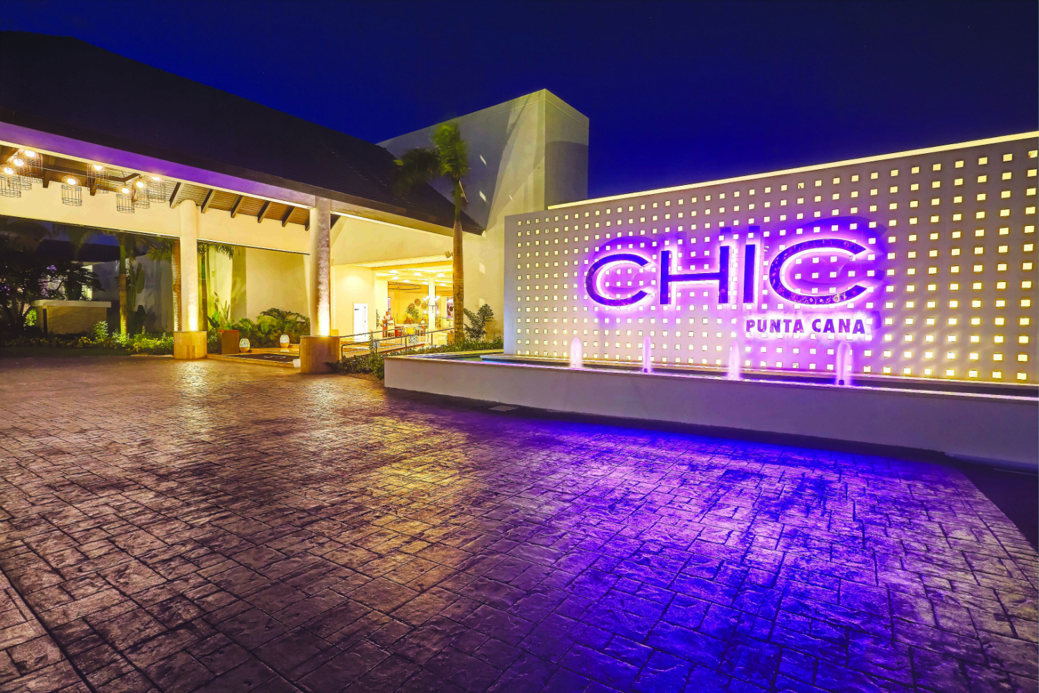 CHIC Punta Cana – Entrance-w1500-h1000