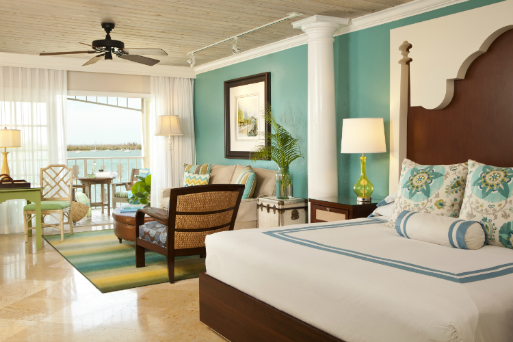 SAMMY Oceanfront Boutique Suite-w750-h500