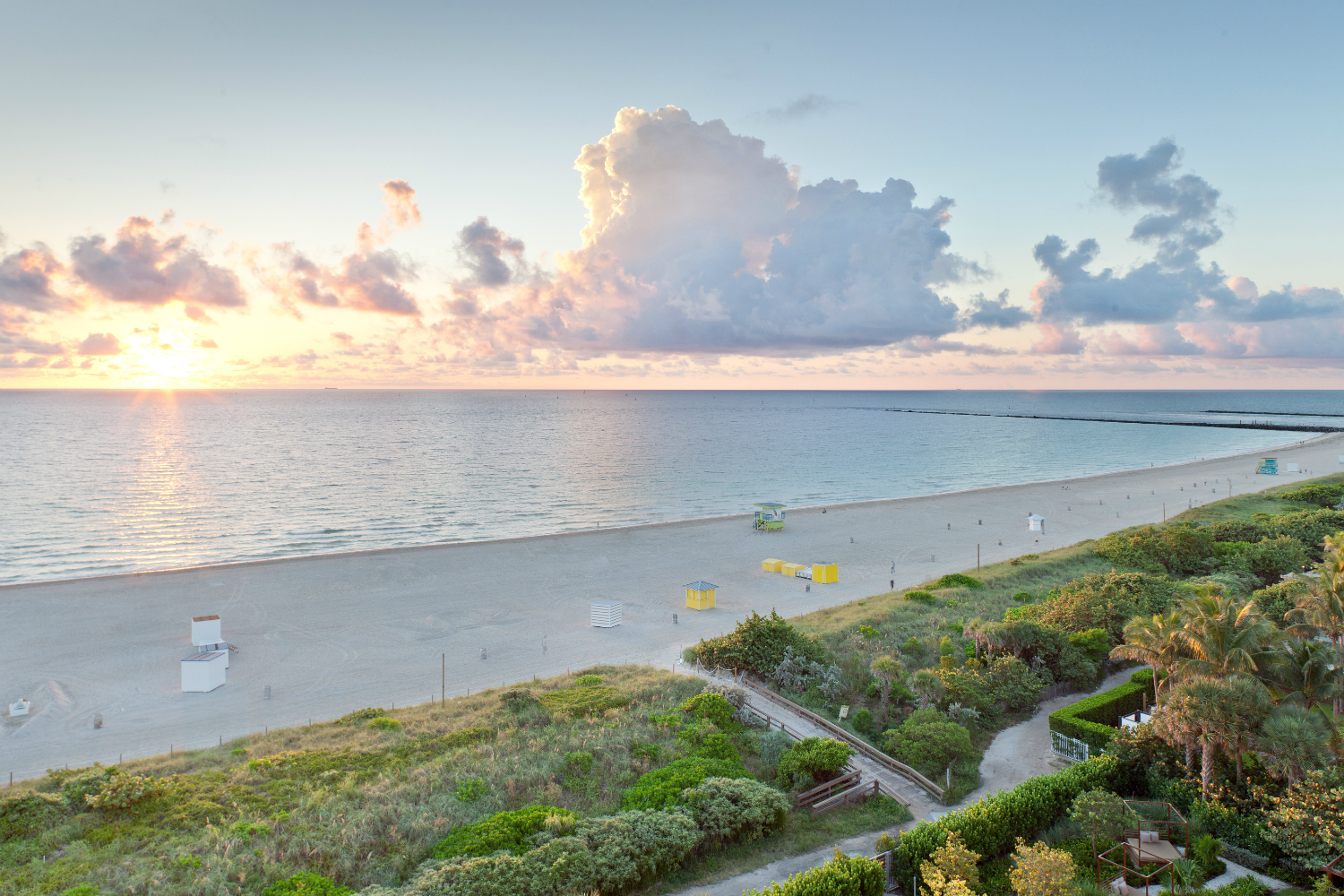 beach front balcony-w1500-h1000